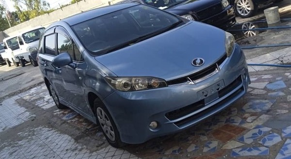 Toyota Wish 2009