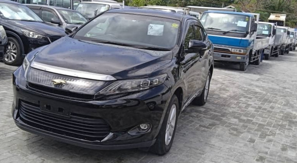 Toyota Harrier 2015